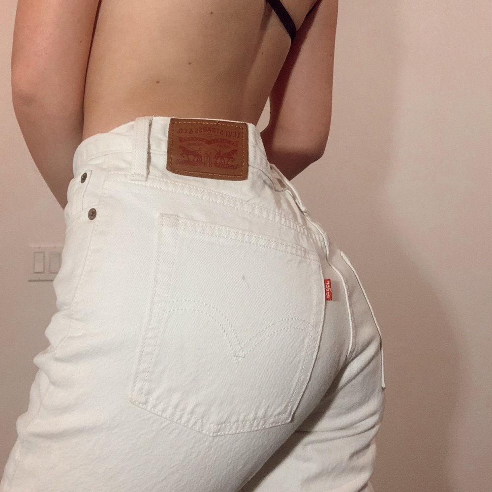 Straight leg white Levi jeans